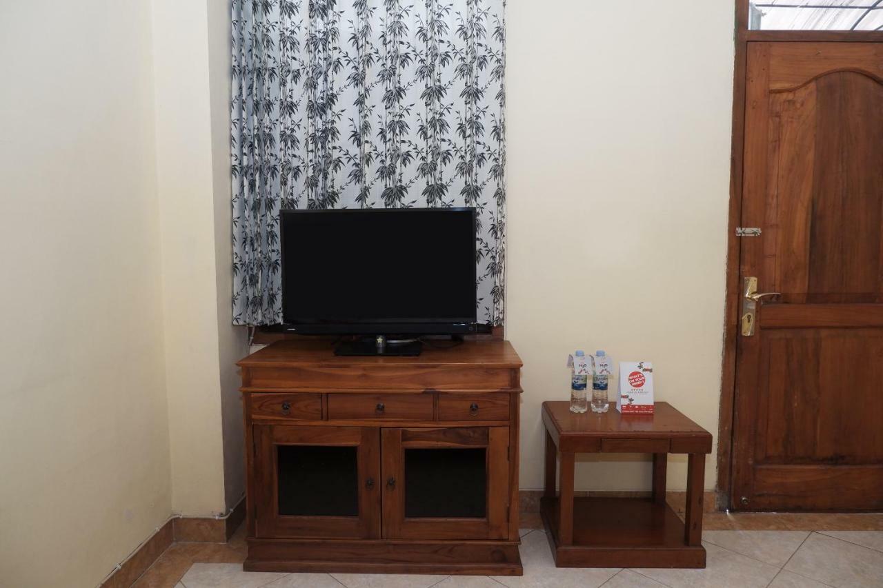 Oyo 405 Wisma Yosoputro Tanjungtirto Esterno foto