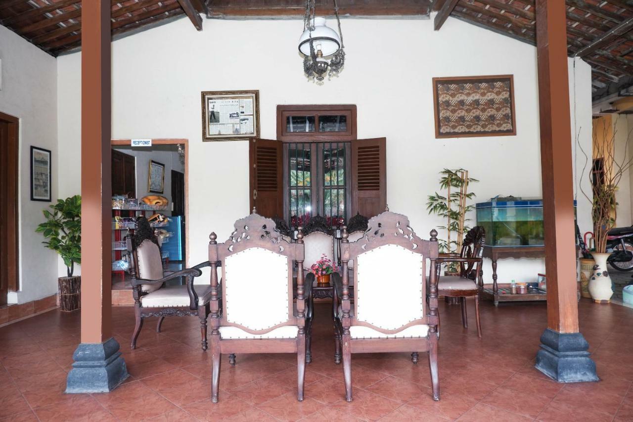 Oyo 405 Wisma Yosoputro Tanjungtirto Esterno foto