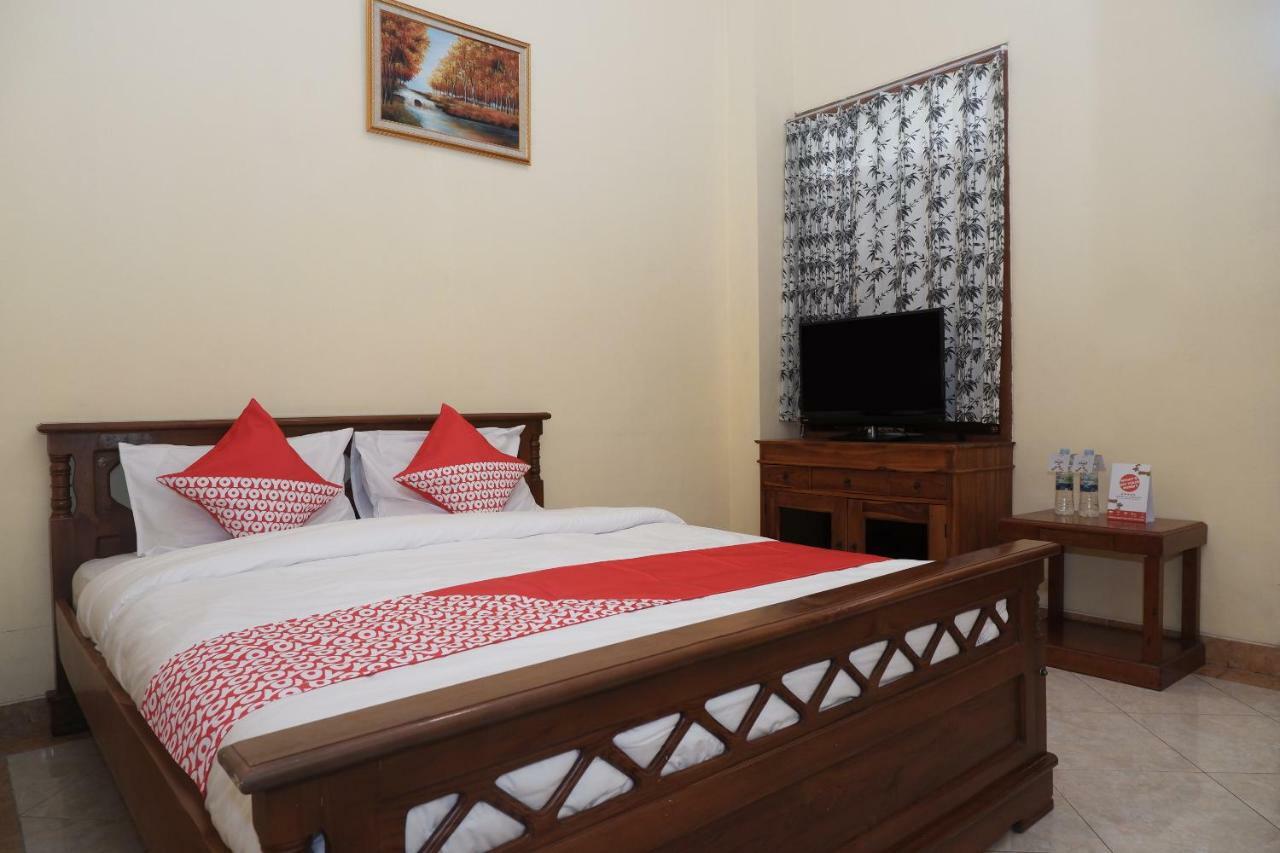 Oyo 405 Wisma Yosoputro Tanjungtirto Esterno foto